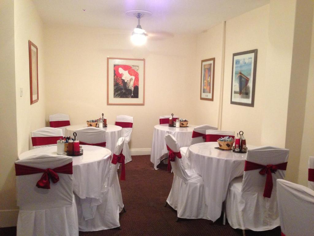 Lampton Guest House เฮาน์สโลว์ ภายนอก รูปภาพ