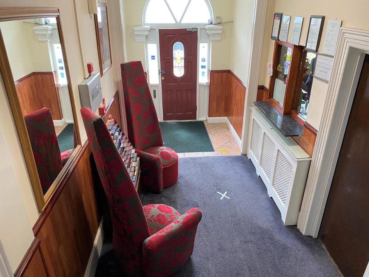 Lampton Guest House เฮาน์สโลว์ ภายนอก รูปภาพ
