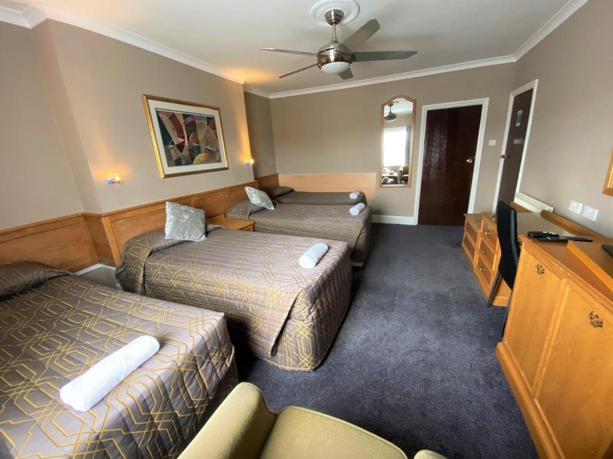Lampton Guest House เฮาน์สโลว์ ภายนอก รูปภาพ